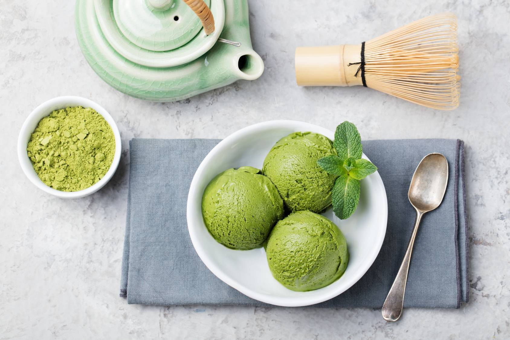 Dietetyczne lody z zieloną herbatą matcha