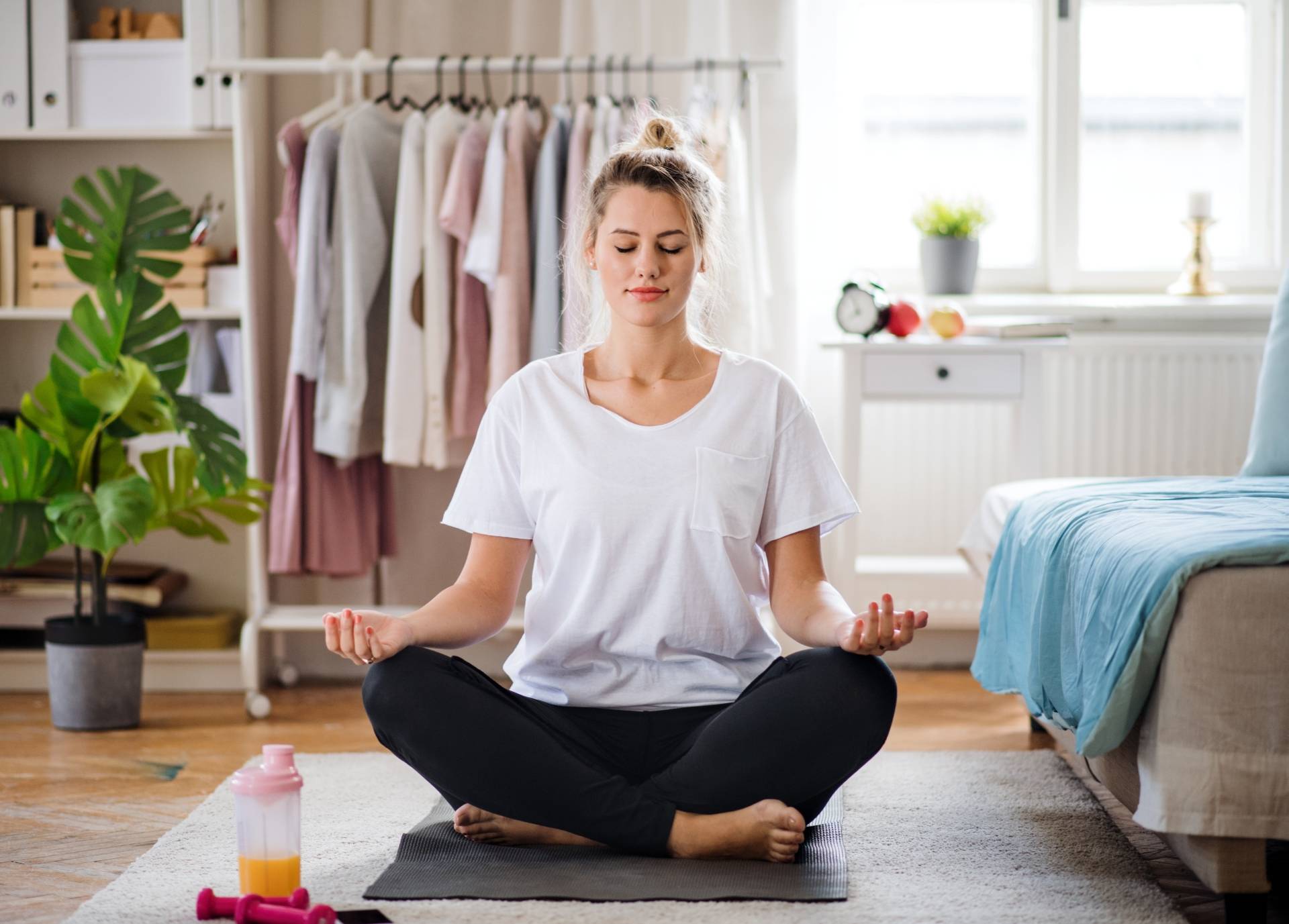 Siła spokoju, czyli mindfulness - jak być tu i teraz w czasach pandemii koronawirusa?