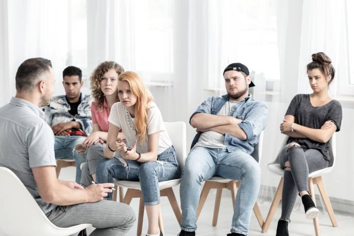 Odwyk i psychoterapia dla nastolatków uzależnionych od narkotyków.